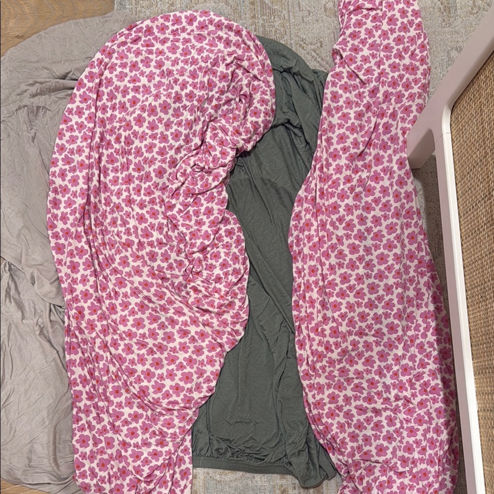 COPY - Solly Baby four crib sheets!